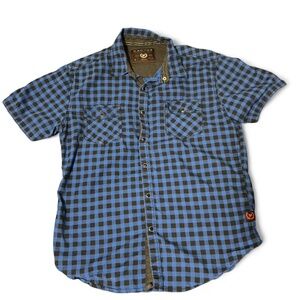 blue and black plaid button-up short sleeve flannel